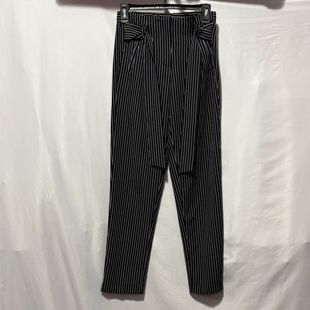 Ardene Men's Black and White Pinstripe Pants